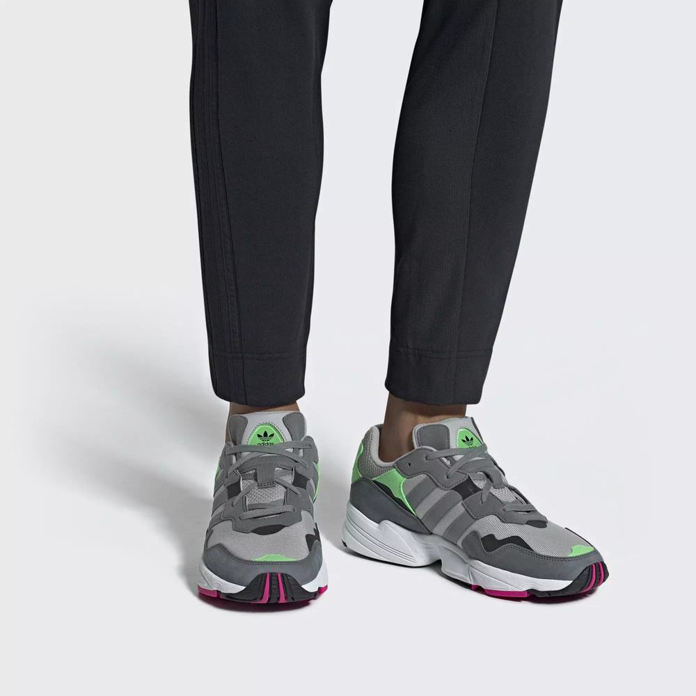 Adidas Yung-96 Tenis Grises Para Hombre (MX-34436)